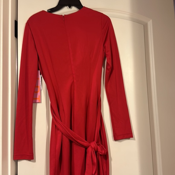 Sexy red dress - Picture 2 of 4